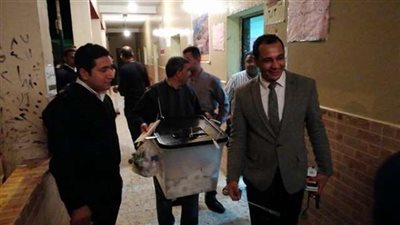 بالصور.. إغلاق أبواب لجنة «الشهيد عامر عبدالمقصود» في الدقي