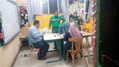 تشميع الصناديق بلجنة محمد عبده في عين شمس