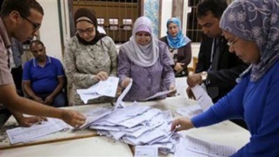 السيسي يتقدم بـ2454 صوتًا مقابل 71صوتًا لموسى بالبحيرة