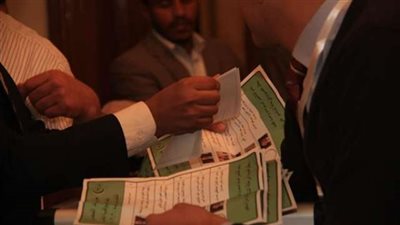 «أبو شقة» يتصدر انتخابات الوفد بـ155 صوتاً