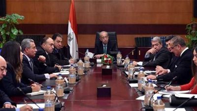 مجلس الوزراء يصدق على قرار «ضم موازنات» وزارة التجارة والصناعة