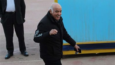 علي أبو جريشة يرحل من الإسماعيلي