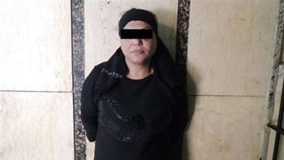 ضبط ربة منزل وعاطل بحوزتهم هيروين في شبرا الخيمة