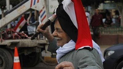 الشعب المصري يحتفل بفوز السيسي فى ميدان مصطفى محمود..(صور)