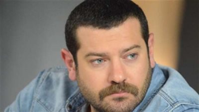 عمرو يوسف يفتح قلبه لصاحبة السعادة (فيديو)