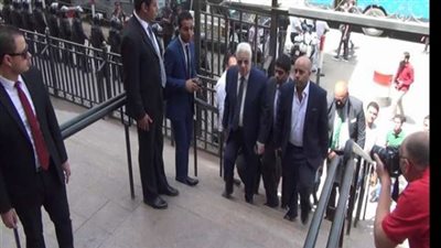 مرتضى منصور يصل لمقر مجلس الدولة لحضور جلسته أمام وزير الرياضة (صور)