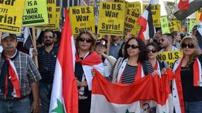 العالم ينتفض ضد العدوان.. مظاهرات في أمريكا واليونان رفضًا لما فعله «ترامب»