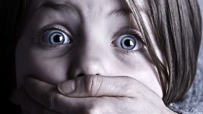 سائق أنقذ طفلة من الاختطاف: استنجدت بي.. وعرضت حياتي للموت