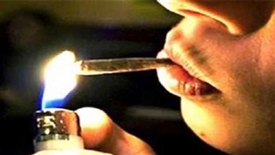 إخلاء سبيل شاب بكفالة 500 جنيه لتعاطيه الحشيش أمام سراي النيابة