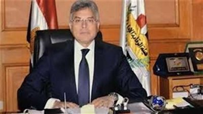 رئيس هيئة الرقابة الإدارية يتفقد أماكن سقوط الأمطار في القاهرة