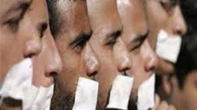 تركيا تحكم بالسجن على 9 صحفيين من جريدة معارضة