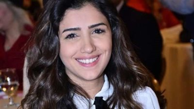 كيف أصبحت مي عمر بعد ولادة ابنتها؟