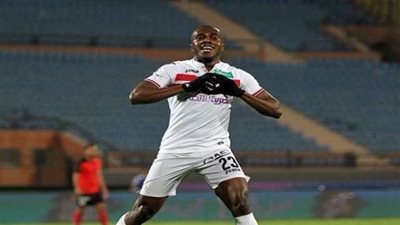 'جلال' يهنئ اللاعبين بالعبور إلى نصف النهائي