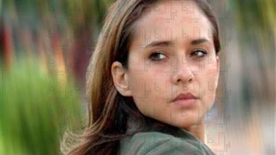 إطلالة أنيقة لنيللي كريم في جلسة تصوير (صورة)