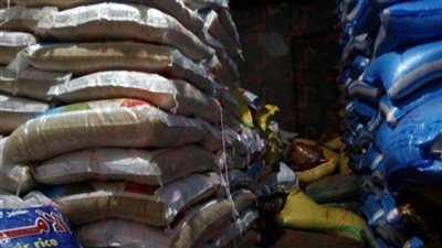 ضبط كميات من المواد الغذائية مجهولة المصدر بالساحل (صور)