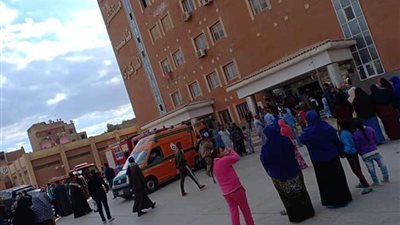 إصابة 10 أشخاص في حادث انقلاب 