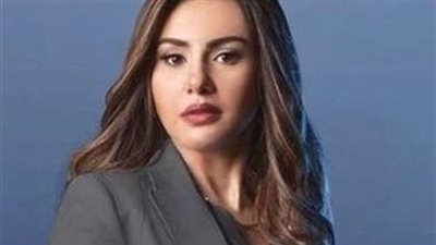 دينا فؤاد مذيعة في 'أمر واقع'