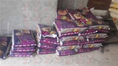 ضبط 3 طن مواد غذائية مجهولة المصدر بعين شمس (صور)