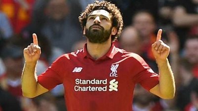 'صلاح' في مقدمة المرشحين للفوز بالكرة الذهبية