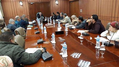 محافظ بورسعيد يوجه بإنهاء أعمال إصلاح المرافق قبل إعادة رصف الطرق