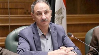 برلماني يتقدم بإحاطة ضد 'البنا' بشأن القطاعات