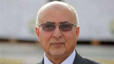 الحكومة اليمنية تتهم الحوثيين بتفخيخ مخازن الأغذية