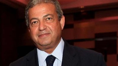 وزير الرياضة يتجه إلى الكويت لمؤازرة الفراعنة