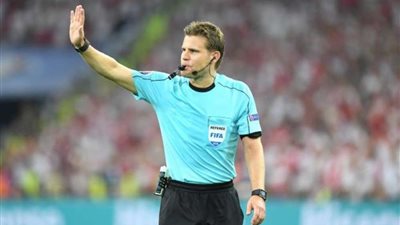 فيليكس بريش حكمًا لمباراة ريال مدريد وأياكس