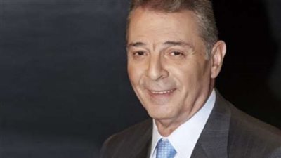 محمود حميدة ينشر بوستر 'حرب كرموز' (صورة)