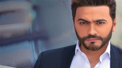 بعد 15 عاما.. تامر حسني يكشف تفاصيل لقائه بـ'كرارة وعمرو وأكرم'