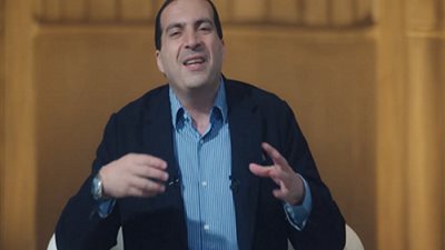 عمرو خالد: فتح مكة أعظم قصة جمعت بين القوة والرحمة (فيديو)