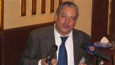 خبير سياسي يضع 3 معايير لاختيار الوزراء الجدد