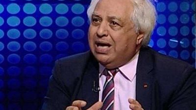 «غطاس»: نظام التابلت «بدعة».. والبنية التحتية فى مصر لن تسمح بتطبيقه