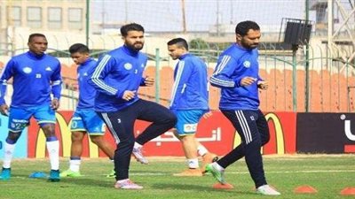 الإسماعيلي يضع 5 لاعبين في قائمة الانتظار