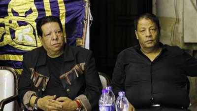 شعبان عبد الرحيم وعبد الباسط حمودة أبزر المُعزين في وفاة مجدي طلعت (صور)