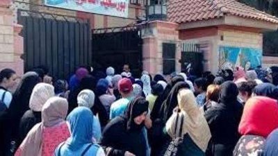 إغماء طالبة أثناء امتحان الجبر والهندسة ببني سويف