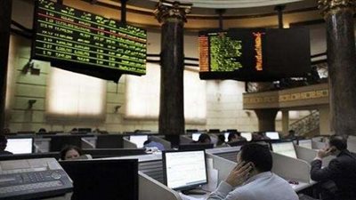 البورصة تواصل ارتفاعها في منتصف تعاملات أولى جلسات الأسبوع