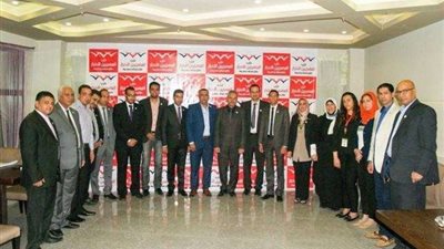 ”المصريين الأحرار” يقيم حفل إفطار جماعي لأعضائه بالسويس