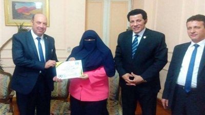 تكريم ناريمان حسن المستشار الإعلامي لـ”المبدعين العرب” (صور)