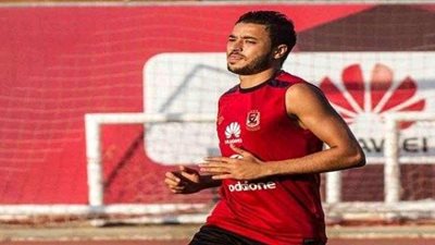 الظهير الأيمن للأهلى على أعتاب الإسماعيلي