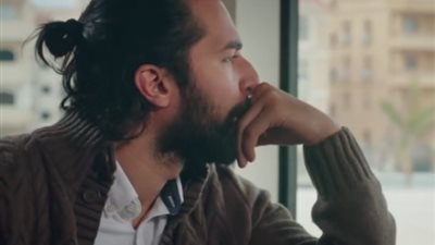 إصابة أحمد حاتم بطلق ناري في «لدينا أقوال أخرى»