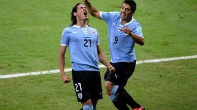 في غياب «صلاح».. «الفراعنة» يصطدم بكافاني وسواريز