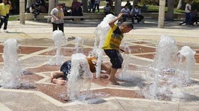 «حديقة الأزهر» تفتح أبوابها لاستقبال المواطنين في أول أيام عيد الفطر