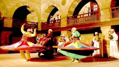 ”بالفلكلور والثقافة“.. ”بريسنتيشن“ تروج للسياحة المصرية في روسيا (فيديو)