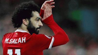 من المدرجات إلى الفندق.. الجماهير تحتفل «بميلاد صلاح» (فيديو وصور)