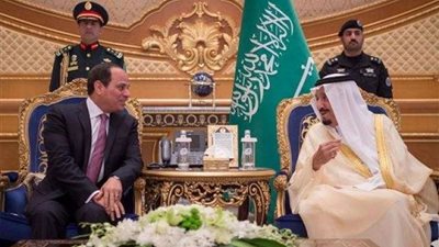 السيسي يهنئ خادم الحرمين بعيد الفطر المبارك