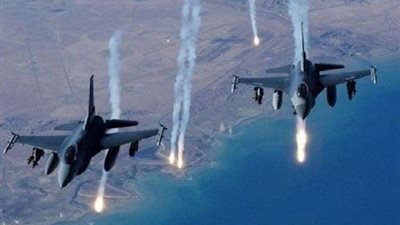 غارات على مواقع الإرهابيين في ليبيا وتدمير مخزن للأسلحة