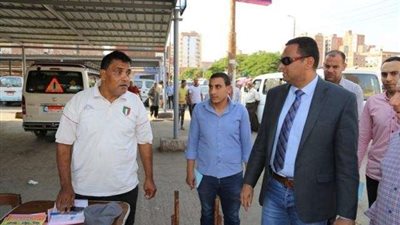 سكرتير عام المنوفية يتفقد المواقف للتأكد من تطبيق التعريفة الجديدة