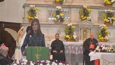 نبيلة مكرم تدعو للصلاة من أجل مصر بمئوية الكنيسة الفرنسيسكانية