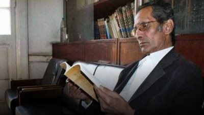 مسجد عمر مكرم يستقبل عزاء الروائي سيد البحراوي